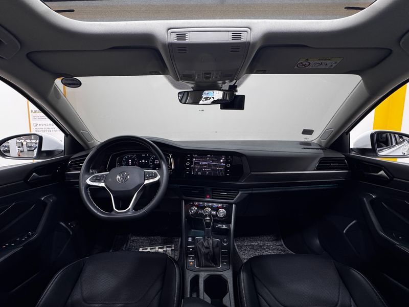 2023 Volkswagen Jetta 1.5 TSI Prestige photo 7