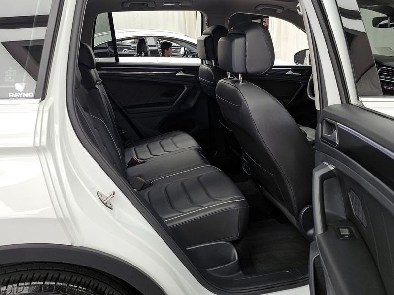 2024 Volkswagen Tiguan 2.0 TDI Prestige photo 12
