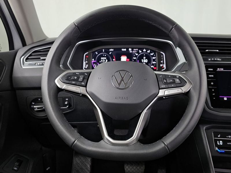 2024 Volkswagen Tiguan 2.0 TDI Prestige photo 13