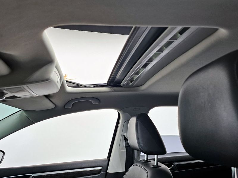 2018 Volkswagen Passat 2.0 TSI B7 photo 18