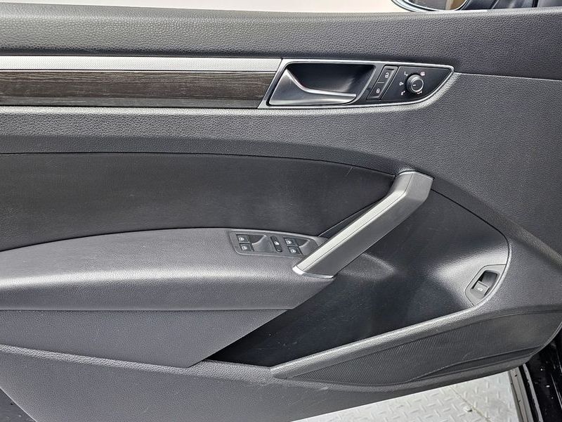 2018 Volkswagen Passat 2.0 TSI B7 photo 24