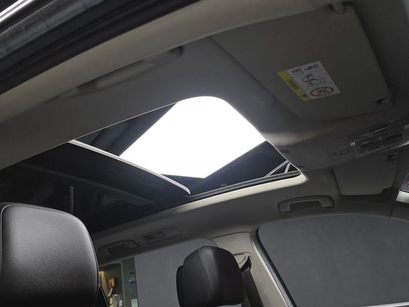 2020 Volkswagen Tiguan 2.0 TDI Prestige photo 15