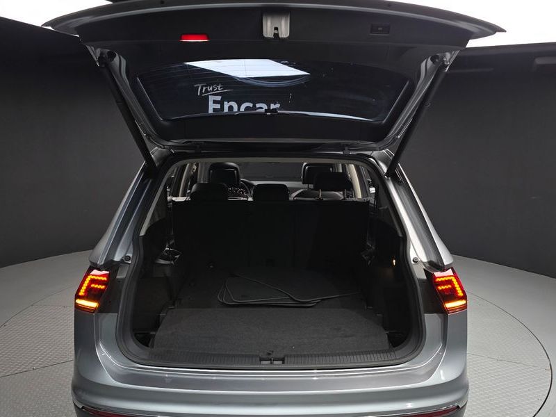 2020 Volkswagen Tiguan 2.0 TDI Prestige photo 20