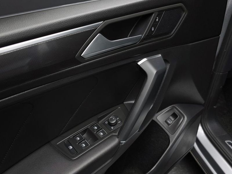 2020 Volkswagen Tiguan 2.0 TDI Prestige photo 29