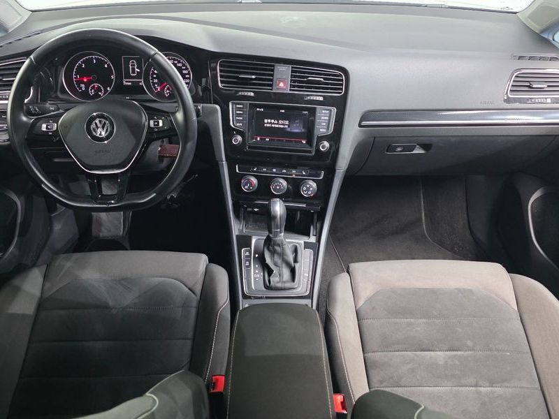 2014 Volkswagen Golf 1.6 TDI photo 7