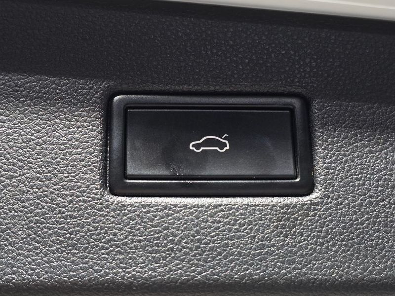 2020 Volkswagen Tiguan 2.0 TDI Prestige photo 20