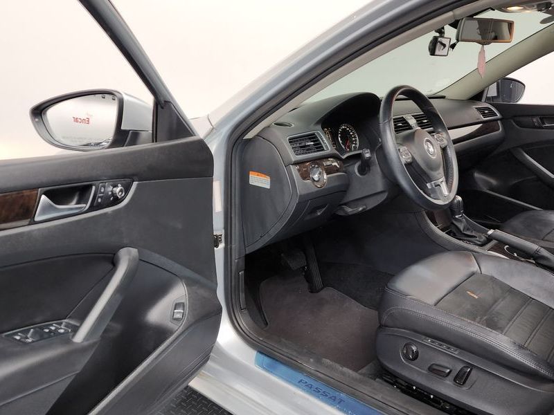 2014 Volkswagen Passat 2.0 TDI B7 photo 10