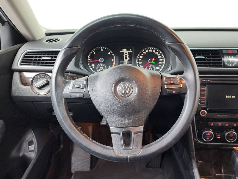 2014 Volkswagen Passat 2.0 TDI B7 photo 13