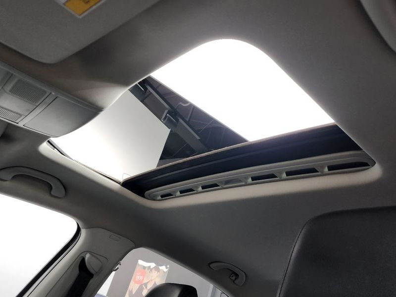 2014 Volkswagen Passat 2.0 TDI B7 photo 19