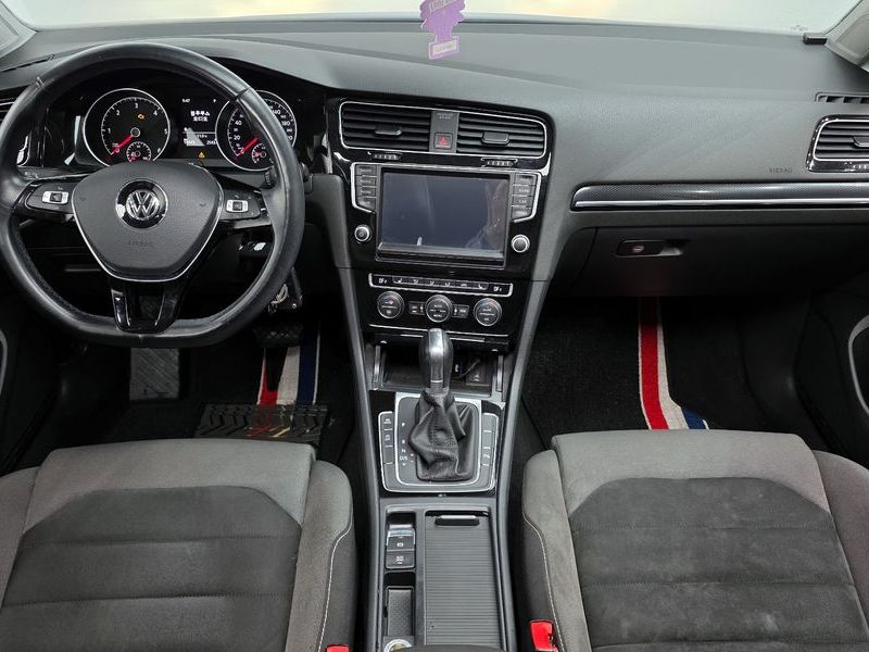 2015 Volkswagen Golf 2.0 TDI photo 7
