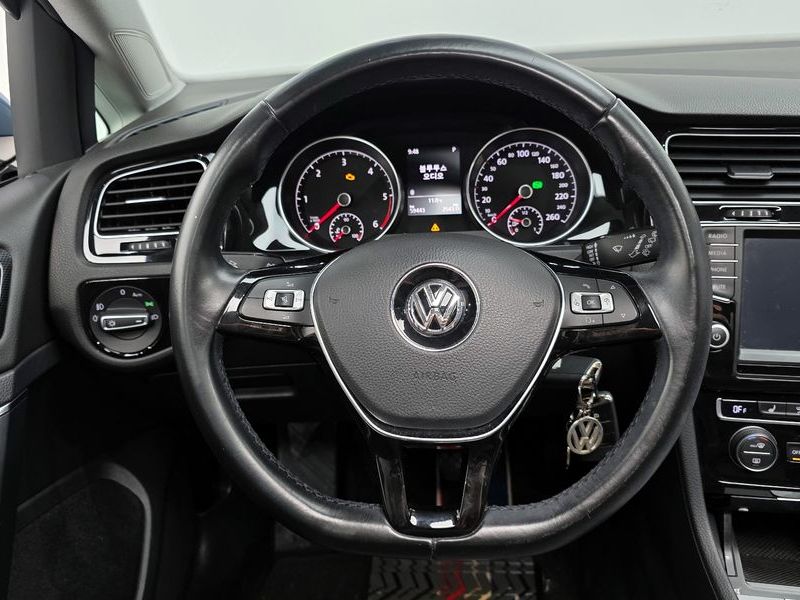 2015 Volkswagen Golf 2.0 TDI photo 13