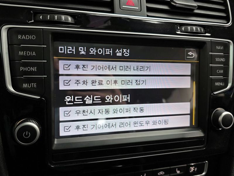 2015 Volkswagen Golf 2.0 TDI photo 15