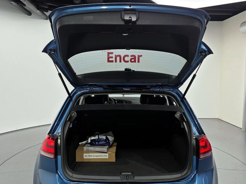2015 Volkswagen Golf 2.0 TDI photo 20