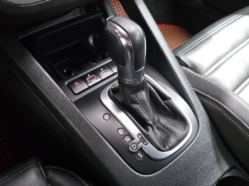 2014 Volkswagen 시로코 2.0 TDI R-Line photo 9