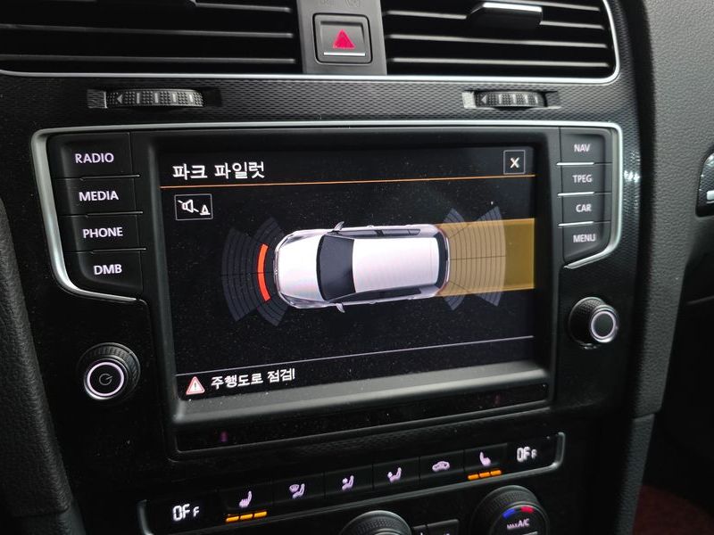 2016 Volkswagen Golf 2.0 GTI photo 15