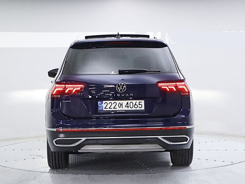 2023 Volkswagen Tiguan 2.0 TSI Prestige photo 14
