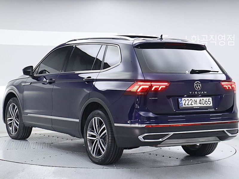 2023 Volkswagen Tiguan 2.0 TSI Prestige photo 15