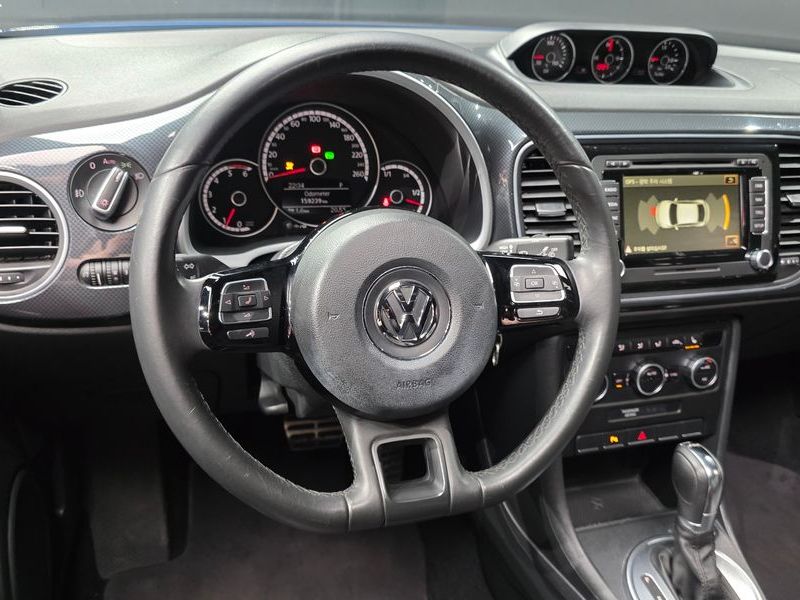 2014 Volkswagen Beetle 2.0 TDI Premium 3rd photo 13