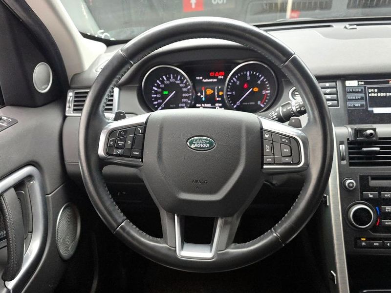 2016 Land Rover Discovery Sport 2.0 TD4 HSE Luxury photo 13