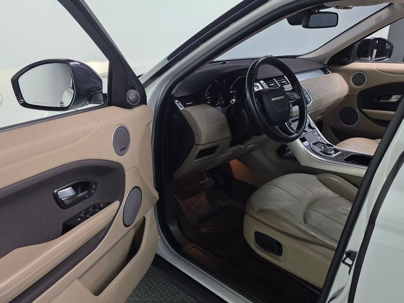2016 Land Rover Range Rover Evoque 2.0 TD4 SE photo 10
