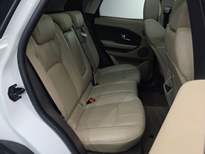 2016 Land Rover Range Rover Evoque 2.0 TD4 SE photo 11