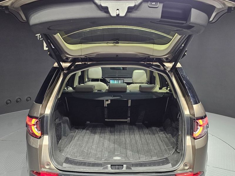 2016 Land Rover Discovery Sport 2.0 TD4 HSE Luxury photo 20