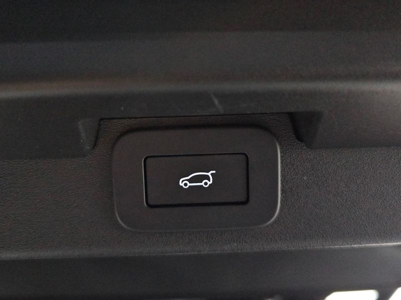 2025 Land Rover Discovery D350 Dynamic HSE photo 20
