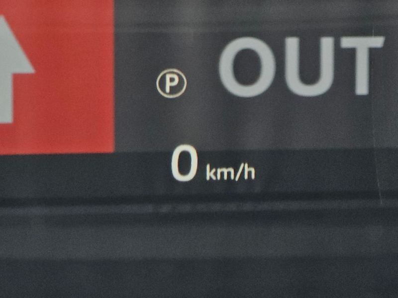 2026 Land Rover Range Rover Evoque P250 Dynamic SE photo 19