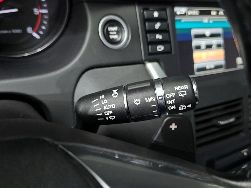 2016 Land Rover Discovery Sport 2.0 TD4 SE photo 18