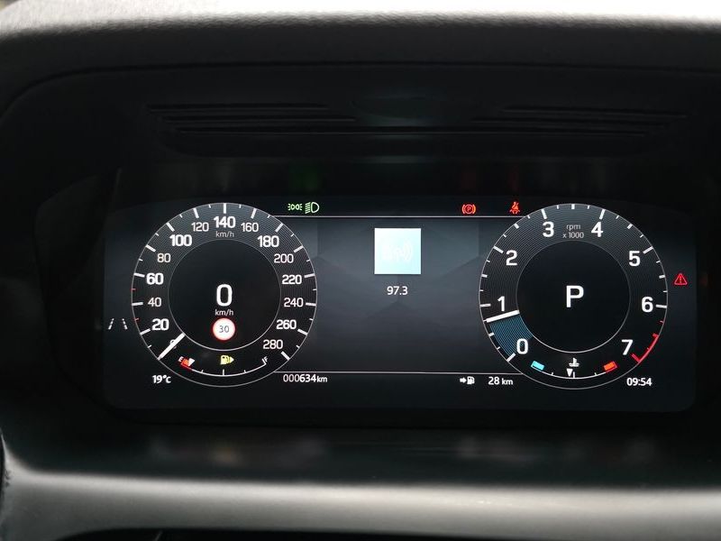 2025 Land Rover Discovery Sport P250 S photo 8
