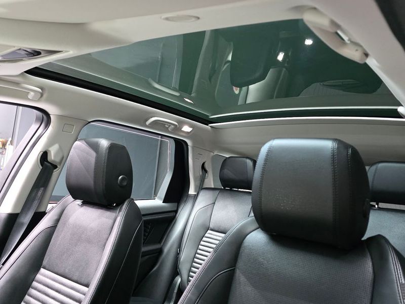 2025 Land Rover Discovery Sport P250 S photo 18