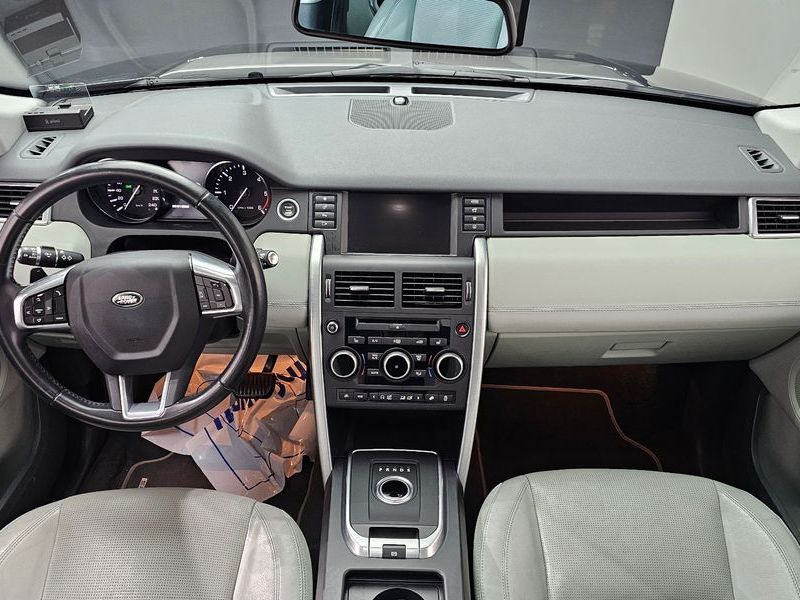 2016 Land Rover Discovery Sport 2.0 TD4 SE photo 7