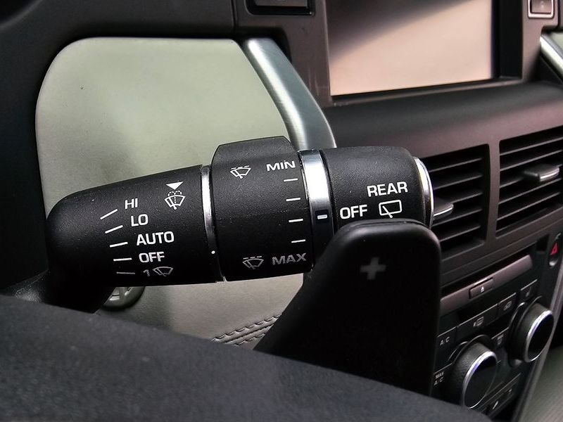 2016 Land Rover Discovery Sport 2.0 TD4 SE photo 17
