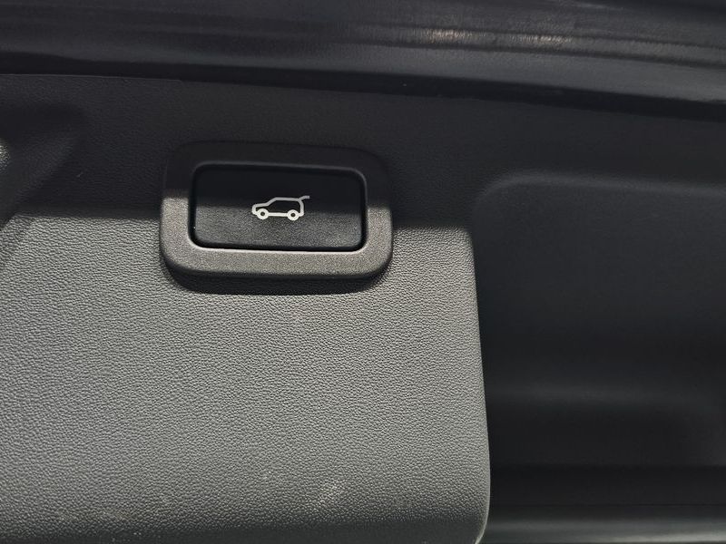 2016 Land Rover Discovery Sport 2.0 TD4 SE photo 20