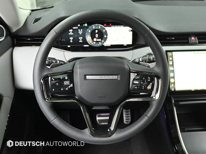 2025 Land Rover Range Rover Evoque P250 Dynamic SE photo 13