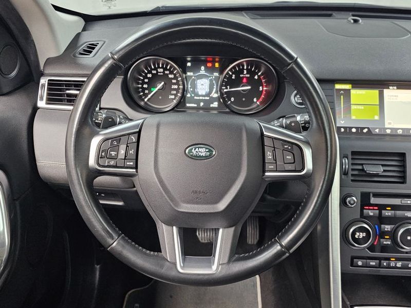 2018 Land Rover Discovery Sport 2.0 TD4 SE (150PS) photo 13