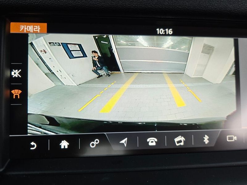 2018 Land Rover Discovery Sport 2.0 TD4 SE (150PS) photo 15