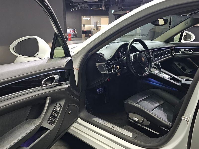 2015 Porsche Panamera 3.6 AWD 970 photo 12