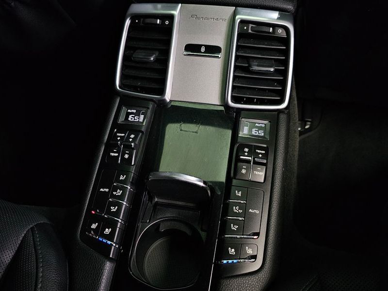 2015 Porsche Panamera 3.6 AWD 970 photo 15