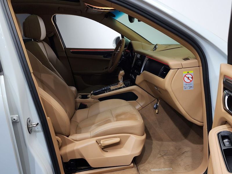 2015 Porsche Macan 2.0 95B photo 11