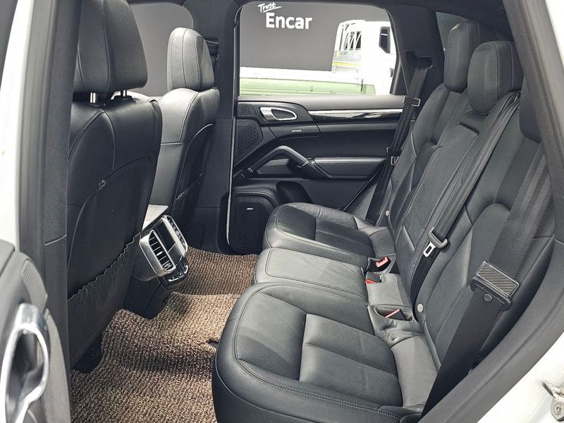 2015 Porsche Cayenne 3.0 Diesel 958 photo 12