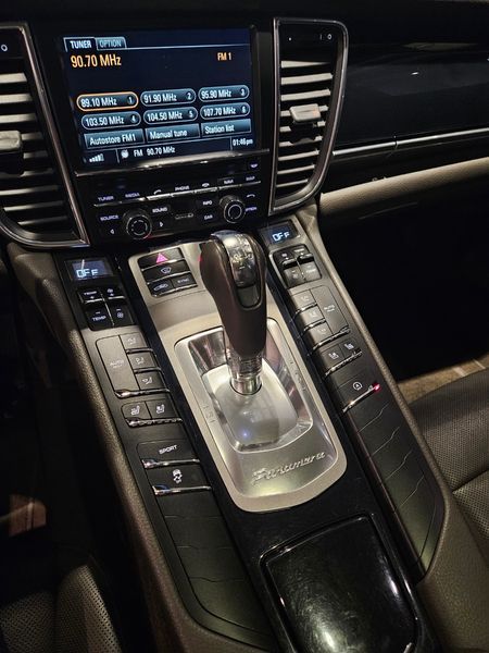 2014 Porsche Panamera 3.6 2WD 970 photo 12
