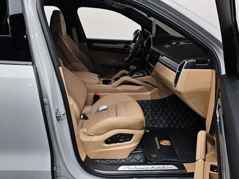 2023 Porsche Cayenne 3.0 PLATINUM EDITION photo 11