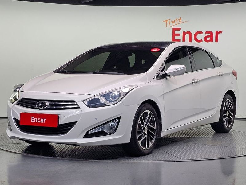 2012 Hyundai i40 살룬 1.7 VGT Modern photo 1