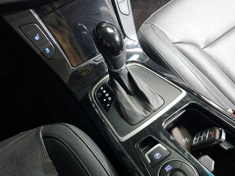 2012 Hyundai i40 살룬 1.7 VGT Modern photo 9
