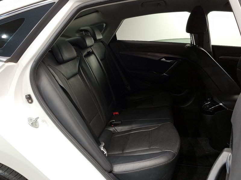 2012 Hyundai i40 살룬 1.7 VGT Modern photo 11
