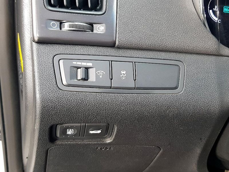 2012 Hyundai Sonata 2.0 Royal photo 11