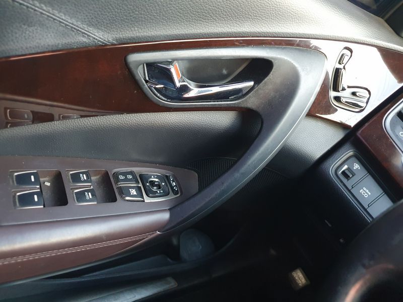 2012 Hyundai Grandeur HG240 Luxury photo 17
