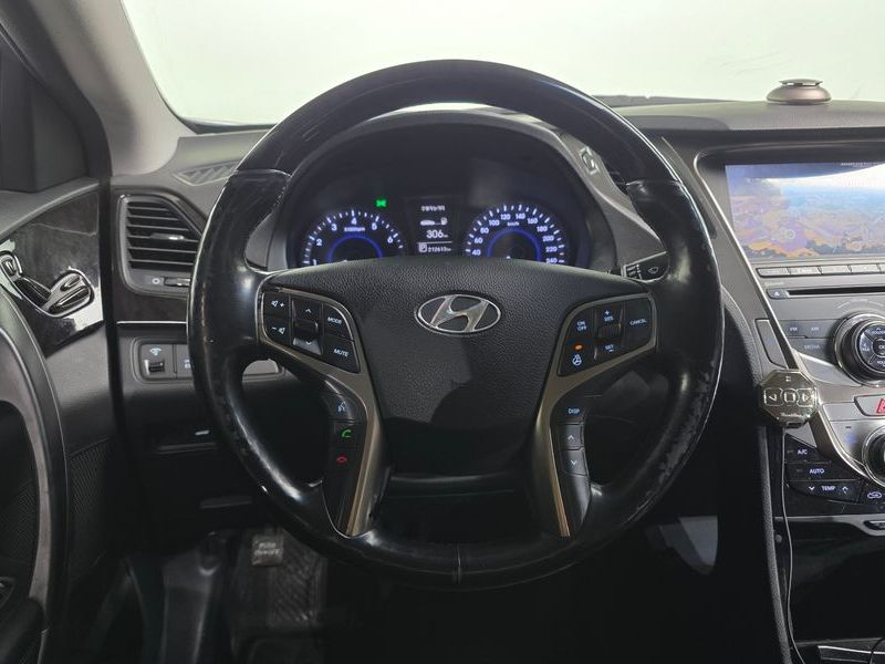 2012 Hyundai Grandeur HG240 Luxury photo 13