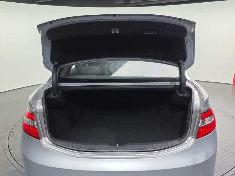 2012 Hyundai Grandeur HG240 Luxury photo 20